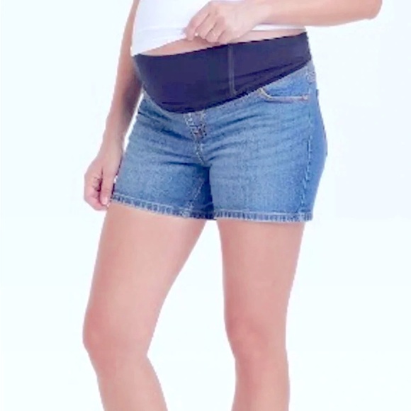 Ingrid & Isabel Maternity Over Belly MIDI Jean Shorts, Blue, Size 4, NWT - Picture 1 of 12